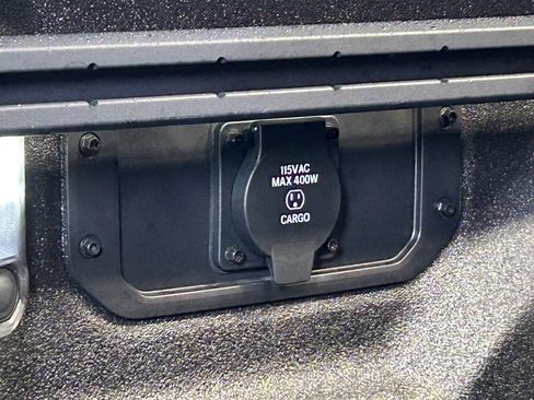 Certified 2025 RAM 1500 Big Horn image 9