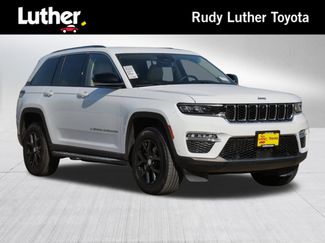 Used 2022 Jeep Grand Cherokee Limited w/ Luxury Tech Group II AWD/4WD video 1
