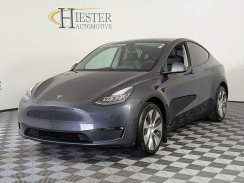 Used 2021 Tesla Model Y Long Range AWD/4WD image 4