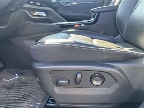 Used 2021 Buick Envision Essence w/ Sport Touring Package AWD/4WD image 16