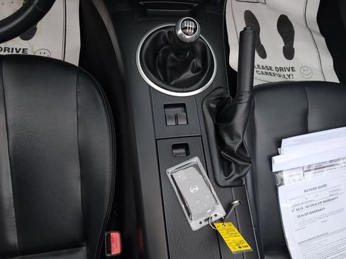 Used 2008 MAZDA MX-5 Miata Grand Touring w/ Premium Pkg RWD image 19