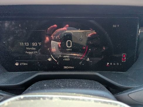 Used 2024 GMC Acadia Elevation FWD image 13