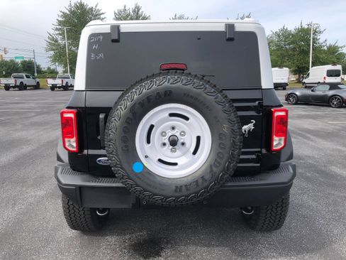 New 2025 Ford Bronco Heritage Edition image 29