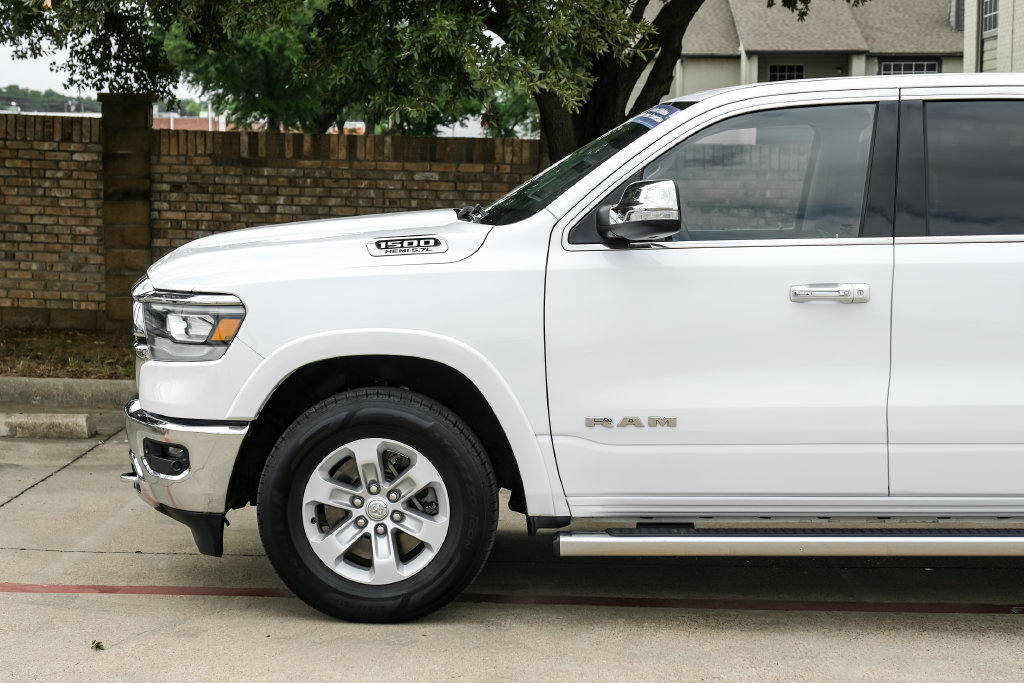 Used 2022 RAM 1500 Laramie AWD/4WD image 21