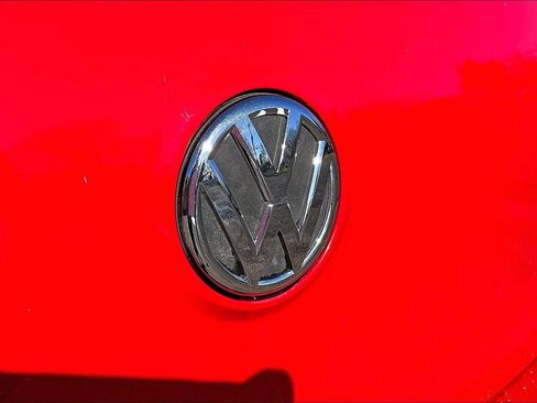 Used 2012 Volkswagen Golf 2-Door image 11