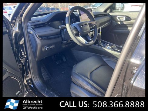 New 2026 Jeep Compass Limited w/ Sun, Sound & Navigation Group image 9