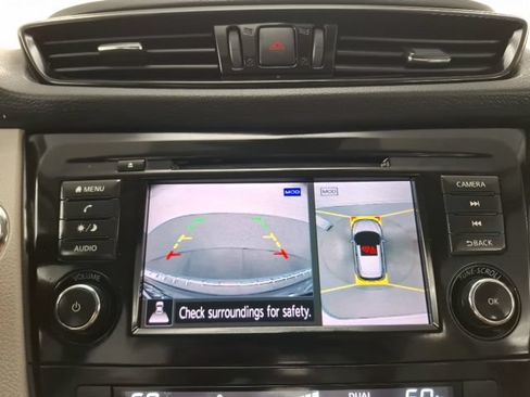Used 2022 Nissan Rogue Sport SV w/ Technology Package FWD image 25