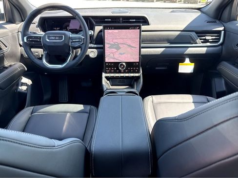 New 2026 GMC Terrain Elevation w/ Elevation Premium Package AWD/4WD image 11