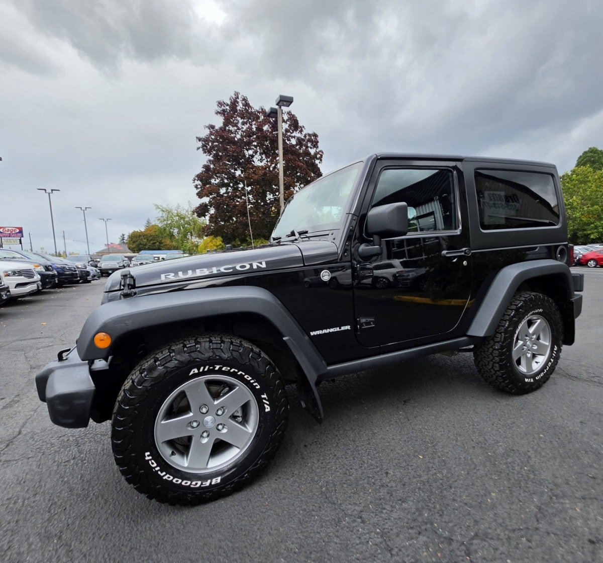 Used 2012 Jeep Wrangler Rubicon w/ PWR Convenience Group AWD/4WD image 1