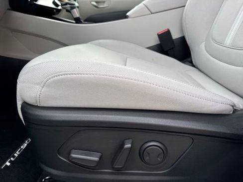 New 2026 Hyundai Tucson SEL FWD image 12