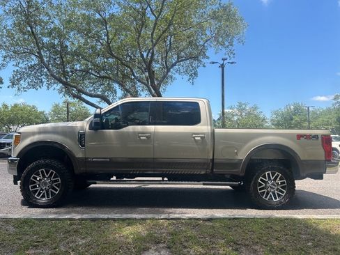 Used 2017 Ford F250 Lariat w/ Lariat Value Package AWD/4WD image 1