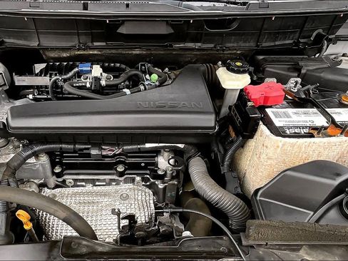 Used 2014 Nissan Rogue SV image 31