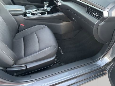 Used 2023 Nissan Altima 2.5 SV image 16