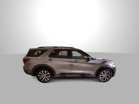 Used 2022 Ford Explorer ST-Line AWD/4WD image 9