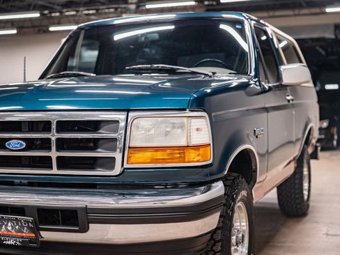 Used 1995 Ford Bronco XL AWD/4WD image 34
