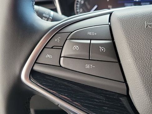 Certified 2025 Cadillac XT5 Premium Luxury image 9