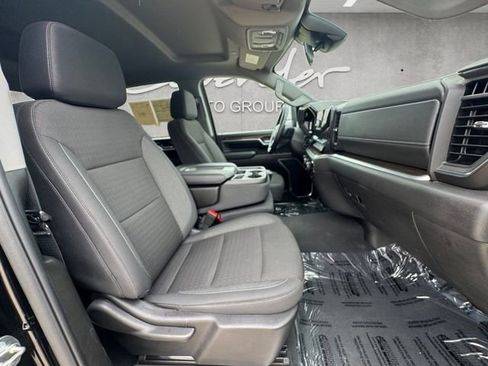 Used 2024 Chevrolet Silverado 2500 LT image 24