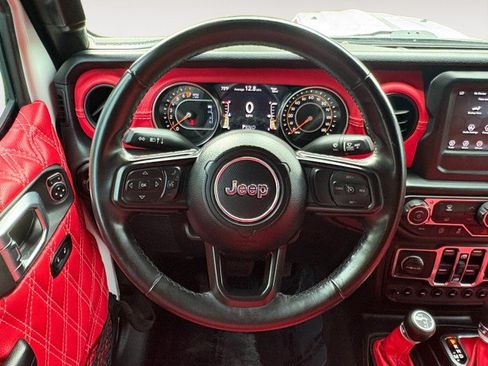 Used 2021 Jeep Gladiator Sport AWD/4WD image 12