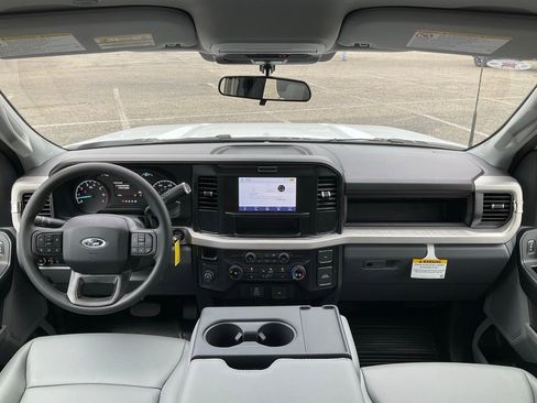 New 2025 Ford F250 XL w/ XL Chrome Package image 26