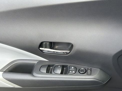 Certified 2024 Nissan Kicks SR w/ SR Premium Package image 17