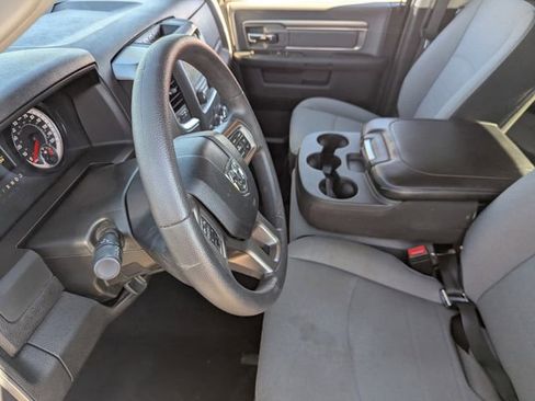 Used 2024 RAM 1500 Classic SLT image 22