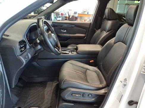 Used 2026 Honda Passport TrailSport Elite image 4