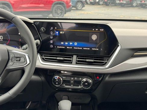 New 2026 Chevrolet Trax ACTIV w/ Driver Confidence Package image 8