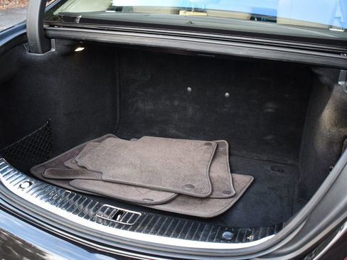 Used 2018 Mercedes-Benz S 560 4MATIC Sedan image 14