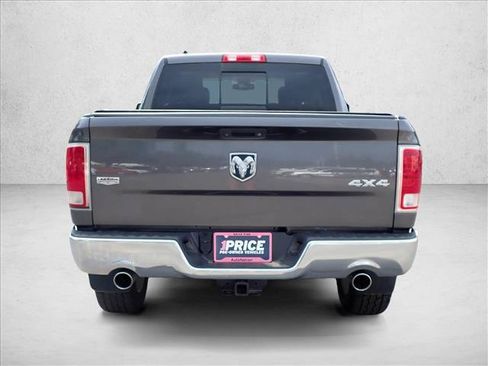 Used 2016 RAM 1500 Laramie w/ Convenience Group AWD/4WD image 3