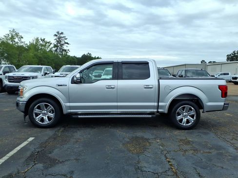 Used 2019 Ford F150 Lariat RWD image 1