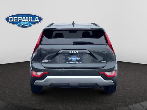 Used 2023 Kia Niro EX w/ EX Cold Weather Package image 5