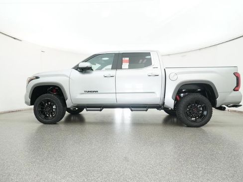 New 2026 Toyota Tundra Limited AWD/4WD image 8