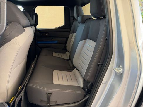 Used 2024 Toyota Tacoma TRD Sport image 21