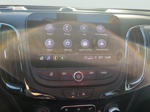 Used 2022 Chevrolet Equinox RS w/ Infotainment Package image 26