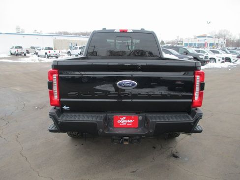 Used 2023 Ford F250 Lariat w/ Sport Appearance Package image 6
