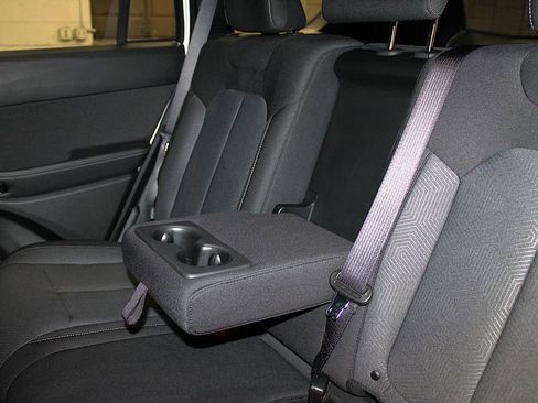 New 2026 Jeep Cherokee Laredo AWD/4WD image 30