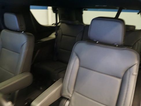 Used 2023 GMC Yukon Denali w/ Advanced Technology Package image 24