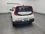 Used 2022 Kia Soul LX image 6