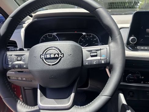 Used 2026 Nissan Rogue Dark Armor FWD image 18
