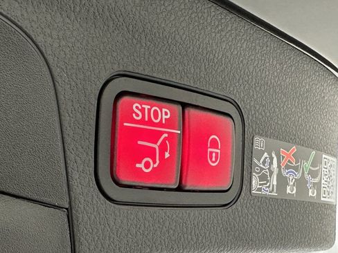 New 2026 Mercedes-Benz GLE 450 4MATIC image 23