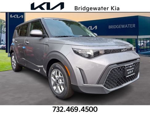 New 2025 Kia Soul LX w/ LX Technology Package image 1