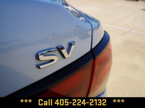 Used 2024 Nissan Sentra SV FWD image 8