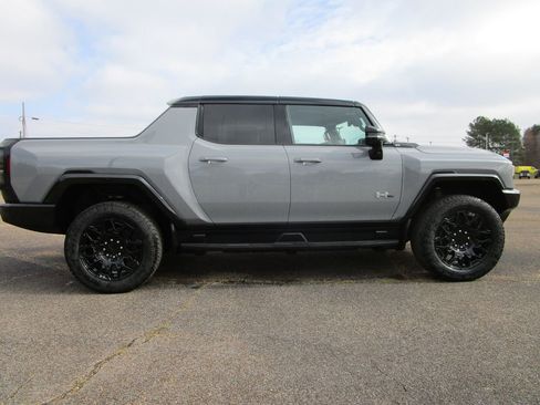 New 2026 GMC Hummer EV 4x4 Crew Cab image 6