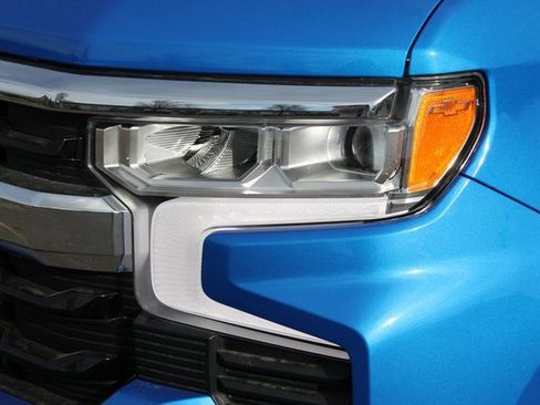 Used 2025 Chevrolet Silverado 1500 LT image 10