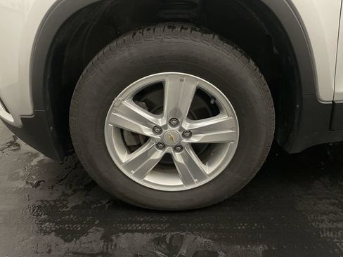 Used 2018 Chevrolet Trax LT w/ LT Convenience Package AWD/4WD image 25