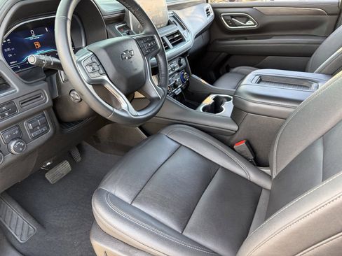 Certified 2023 Chevrolet Suburban Z71 w/ Z71 Off-Road Package AWD/4WD image 19