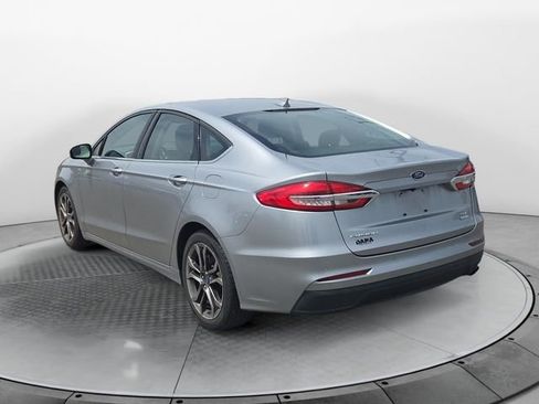 Used 2020 Ford Fusion SEL FWD image 3