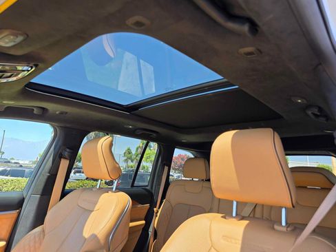 Used 2022 Jeep Grand Cherokee Summit AWD/4WD image 22