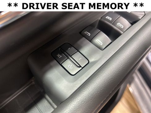 Used 2024 Chevrolet Tahoe LT image 7