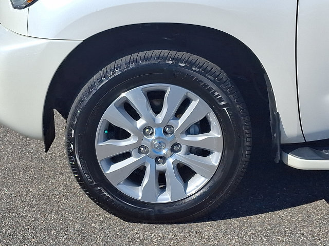 Used 2018 Toyota Sequoia Platinum AWD/4WD image 8